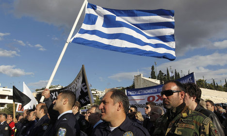 GreekGovernmentWorkerProtest2011-11-10.jpg